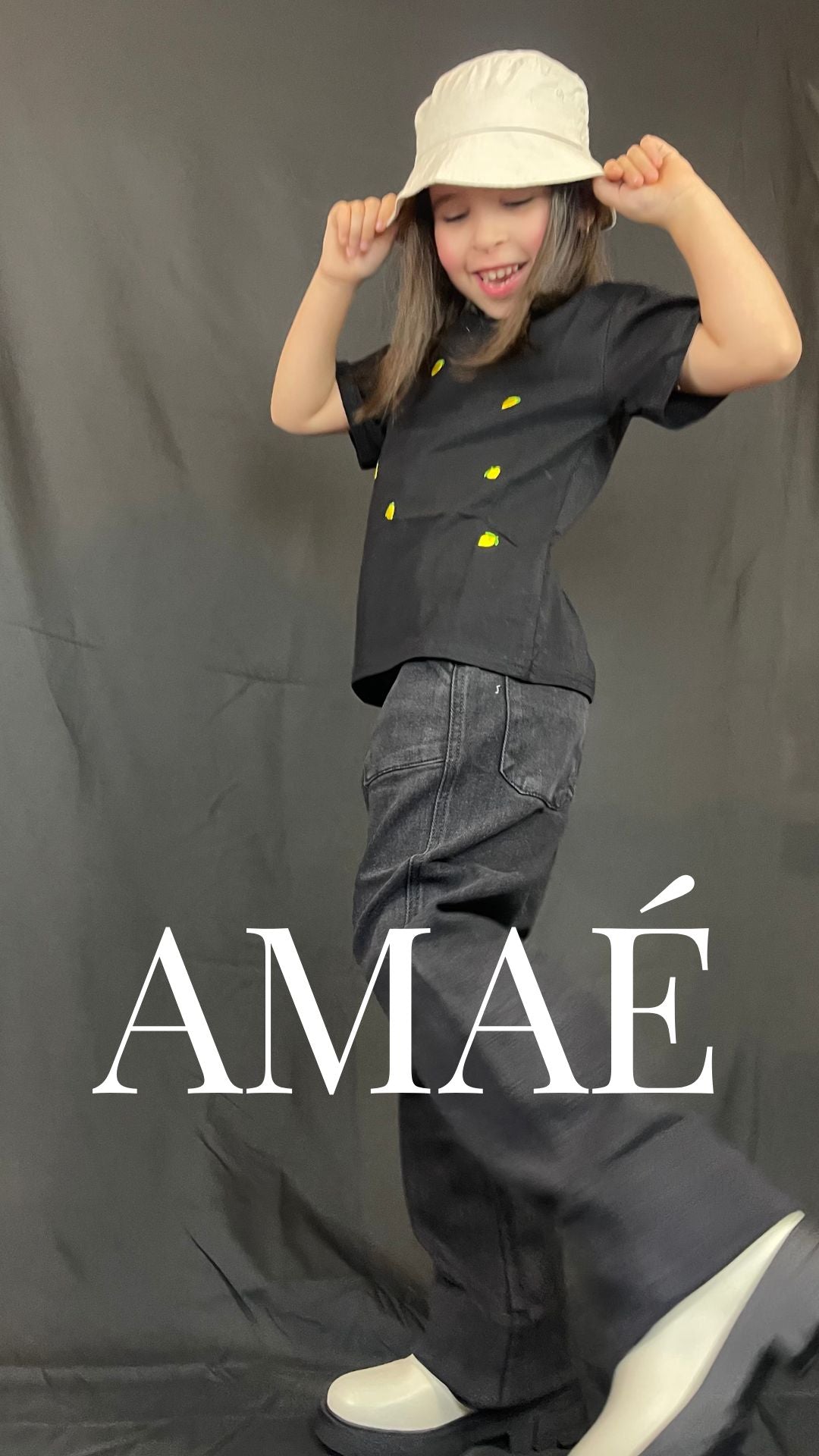 T-shirt Noir et citrons élégant